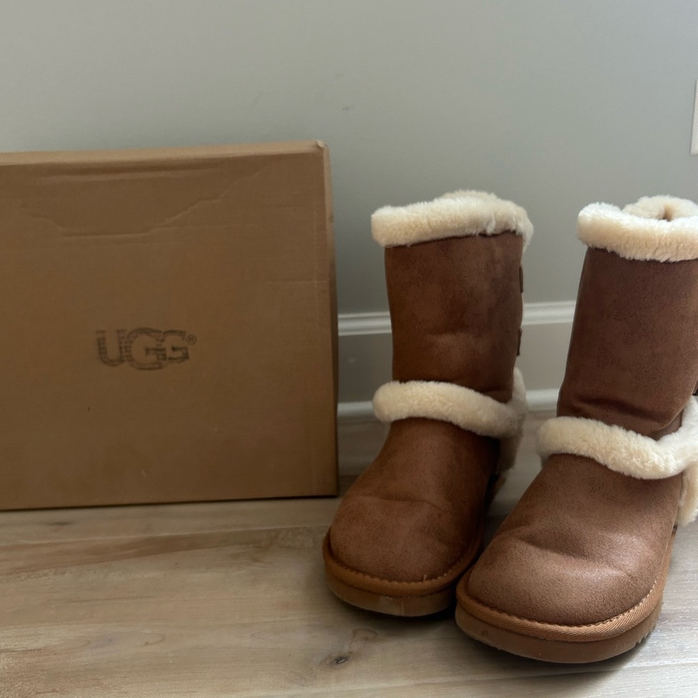 UGG Camel boots